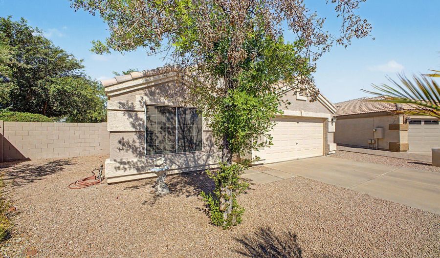 721 E BOSTON St, Chandler, AZ 85225 - 3 Beds, 2 Bath
