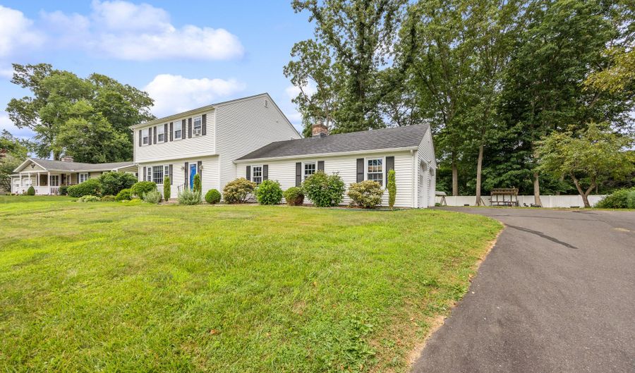 745 Rustic Ln, Cheshire, CT 06410 - 4 Beds, 3 Bath