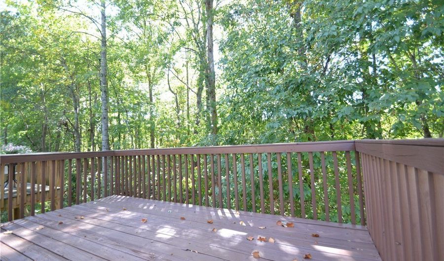 1000 Bungalow Park Dr, Apex, NC 27502 - 2 Beds, 3 Bath