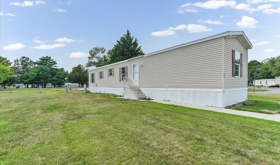 1061 S LITTLE CREEK Rd 92, Dover, DE 19901 - 3 Beds, 2 Bath