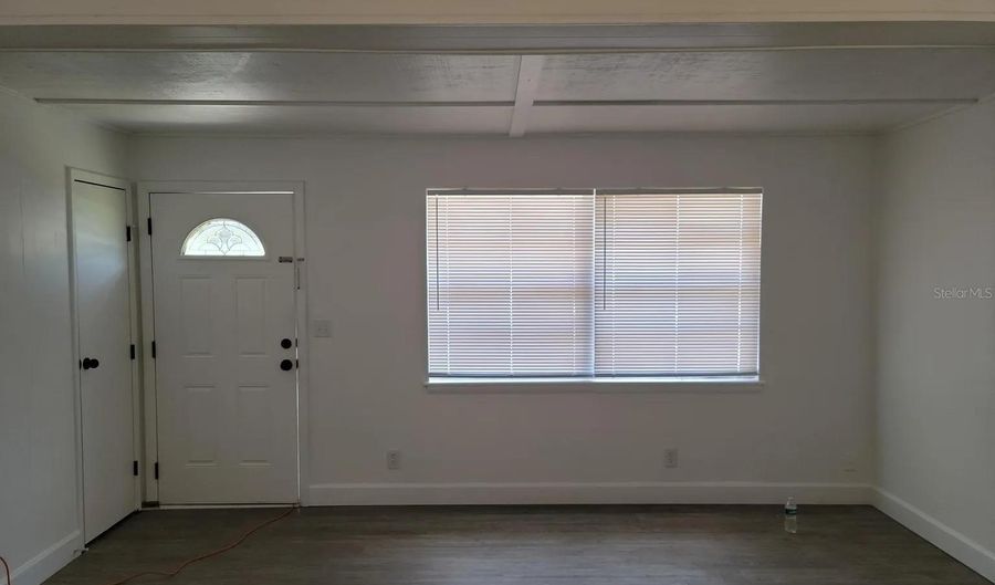 909 W CIRCLE St, Avon Park, FL 33825 - 3 Beds, 2 Bath