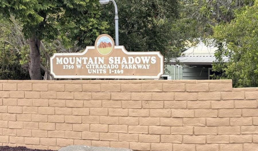 1750 Citracado Pkwy 20, Escondido, CA 92029 - 2 Beds, 1 Bath