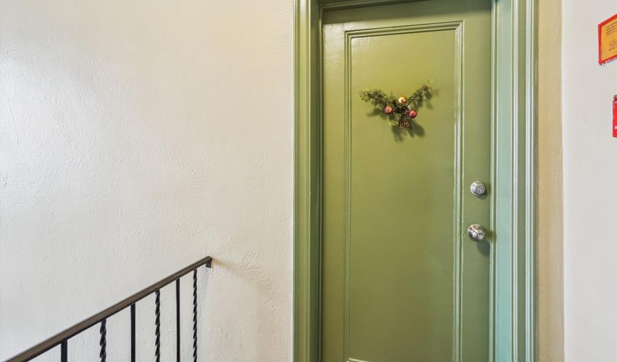 305 WHITTIER St NW 301, Washington, DC 20012 - 1 Beds, 1 Bath