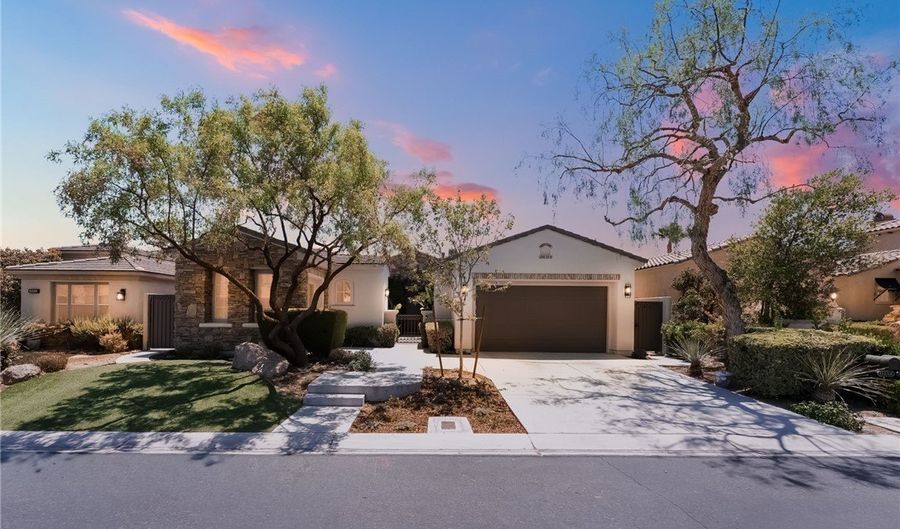11259 Parleys Cone Ct, Las Vegas, NV 89135 - 3 Beds, 3 Bath