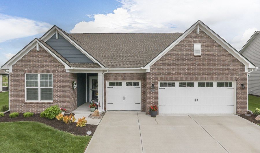 3697 Chalmers Dr, Bargersville, IN 46106 - 3 Beds, 3 Bath