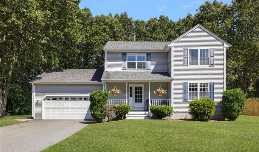 45 GINGER Trl, Coventry, RI 02816 - 3 Beds, 3 Bath