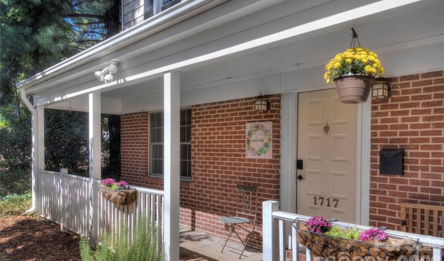 1717 Hamorton Pl, Charlotte, NC 28205 - 2 Beds, 2 Bath