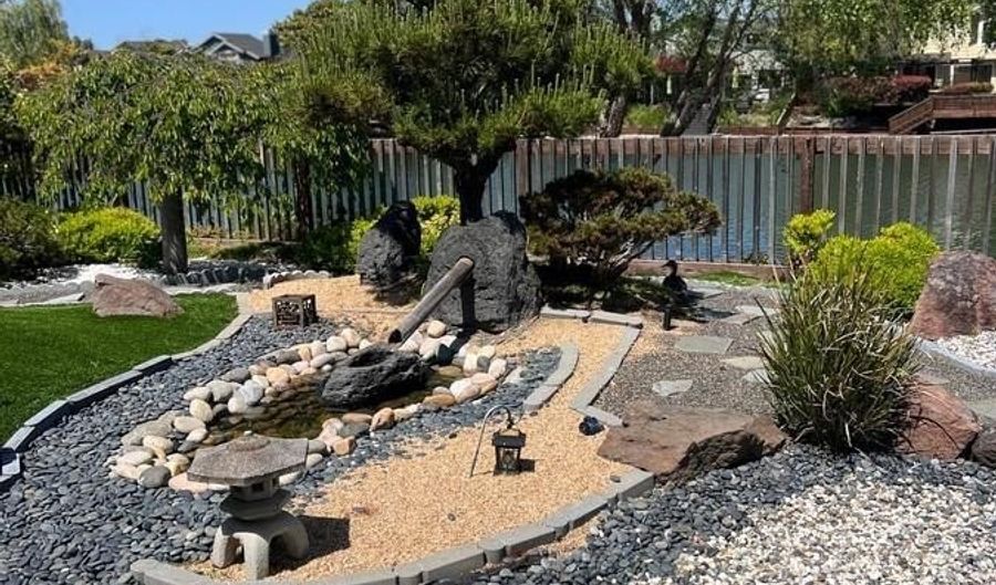 111 Anderson Rd, Alameda, CA 94502 - 4 Beds, 3 Bath