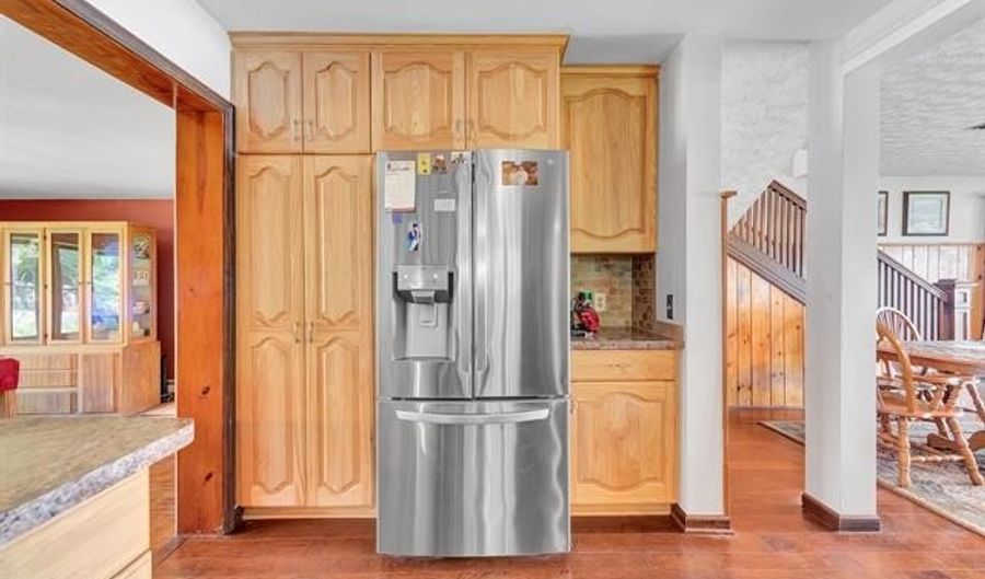 429 Edgewater, Algonac, MI 48001 - 5 Beds, 2 Bath