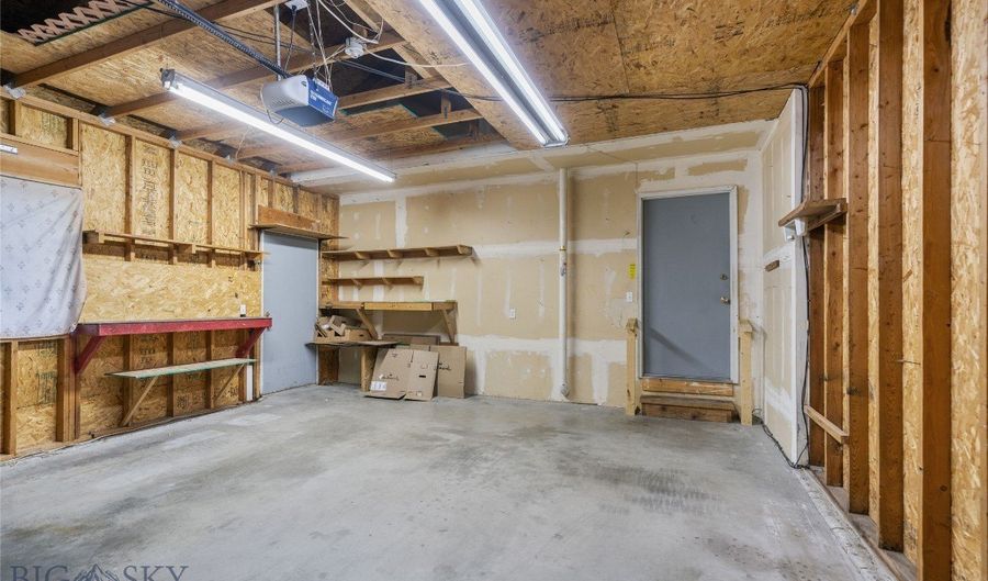 109 10th St, Belgrade, MT 59714 - 3 Beds, 2 Bath