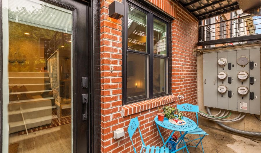 1519 K St SE 101, Washington, DC 20003 - 2 Beds, 2 Bath