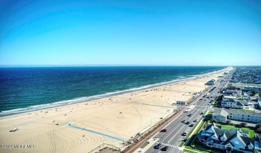 5 Ocean Ave 5B, Belmar, NJ 07719 - 1 Beds, 1 Bath