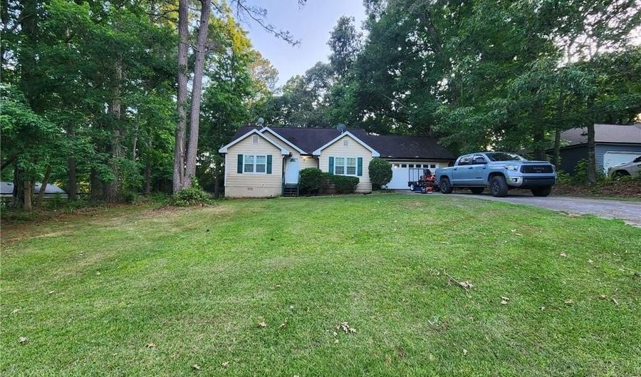 273 Apalachee Church Rd, Auburn, GA 30011 - 3 Beds, 2 Bath