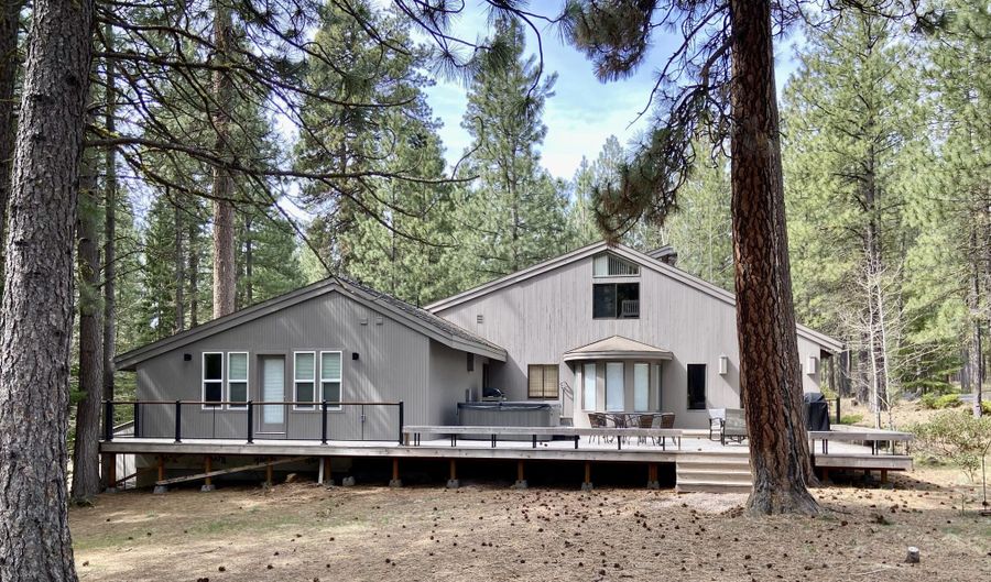 13168 Hawks Beard GH 133, Black Butte Ranch, OR 97759 - 5 Beds, 4 Bath