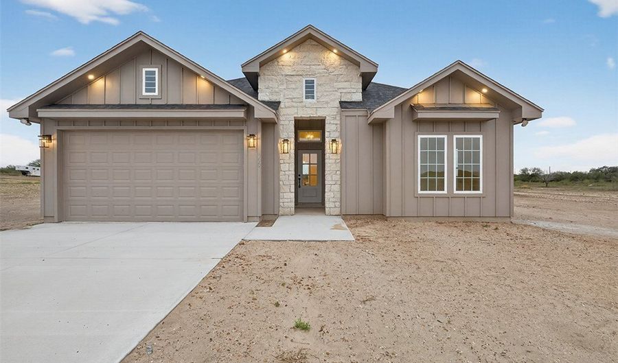 133 County Road 150, Alice, TX 78332 - 3 Beds, 2 Bath