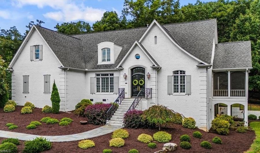 2550 Mountain Lake Rd, Asheboro, NC 27205 - 4 Beds, 5 Bath