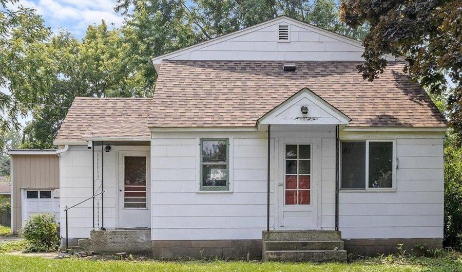 2114 5th Ave NE, Austin, MN 55912 - 3 Beds, 1 Bath