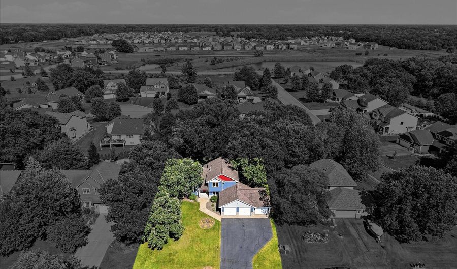 15077 Yellow Pine St NW, Andover, MN 55304 - 5 Beds, 3 Bath