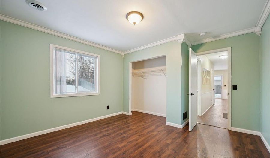 3824 Tower Pond Dr, Anoka, MN 55303 - 4 Beds, 2 Bath