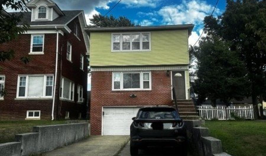 128 Floyd St, Belleville, NJ 07109 - 4 Beds, 2 Bath