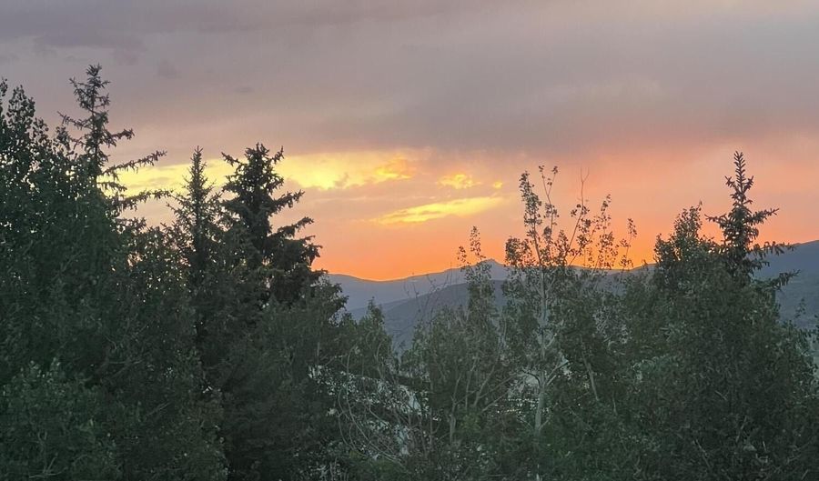 225 Daisy Ln A, Avon, CO 81620 - 5 Beds, null Bath