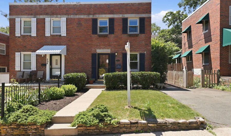 510 26TH Rd S, Arlington, VA 22202 - 3 Beds, 3 Bath
