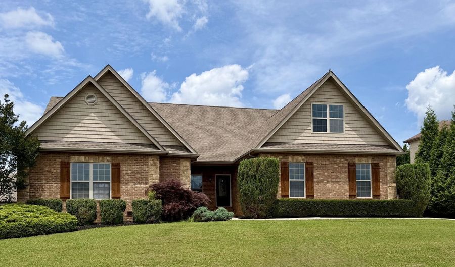 1179 Linford Cir, Alcoa, TN 37701 - 4 Beds, 3 Bath
