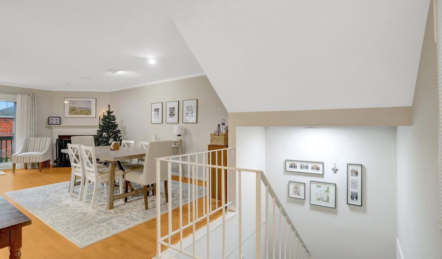 2101 N ROLFE St C, Arlington, VA 22209 - 3 Beds, 3 Bath