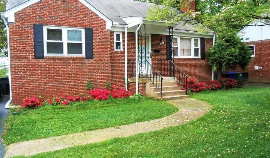 5100 10TH St N, Arlington, VA 22205 - 3 Beds, 2 Bath
