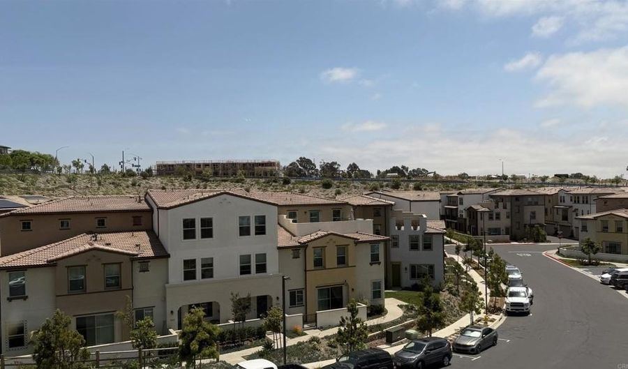 1807 Mesquite Way, Oceanside, CA 92056 - 3 Beds, 3 Bath