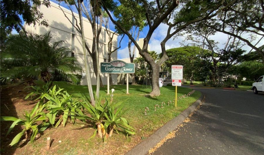 98-1032 Moanalua Rd 3-204, Aiea, HI 96701 - 2 Beds, 2 Bath