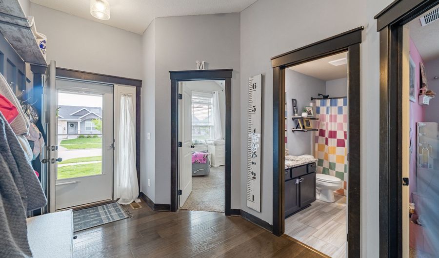 1304 S 10th St, Adel, IA 50003 - 4 Beds, 3 Bath