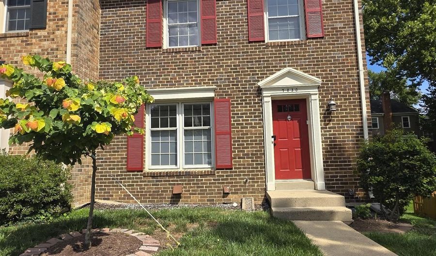 7830 BYRDS NEST Pass, Annandale, VA 22003 - 3 Beds, 4 Bath