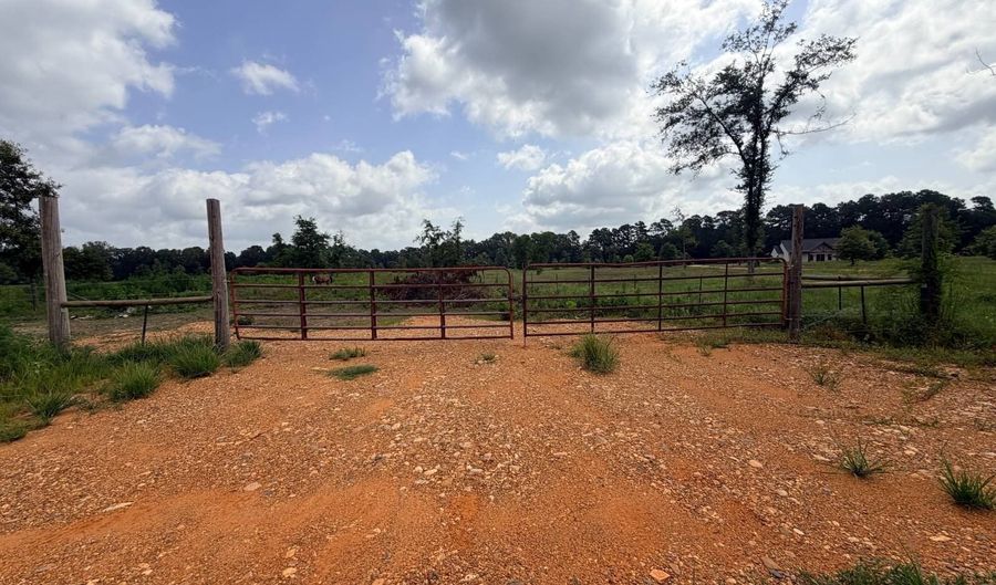 138 Little River 183, Ashdown, AR 71822 - 0 Beds, 0 Bath