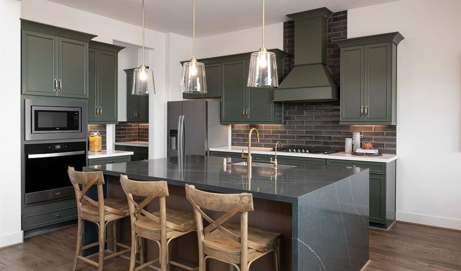 3710 Quartz Manor Dr Plan: Aubrey, Angleton, TX 77515 - 4 Beds, 4 Bath