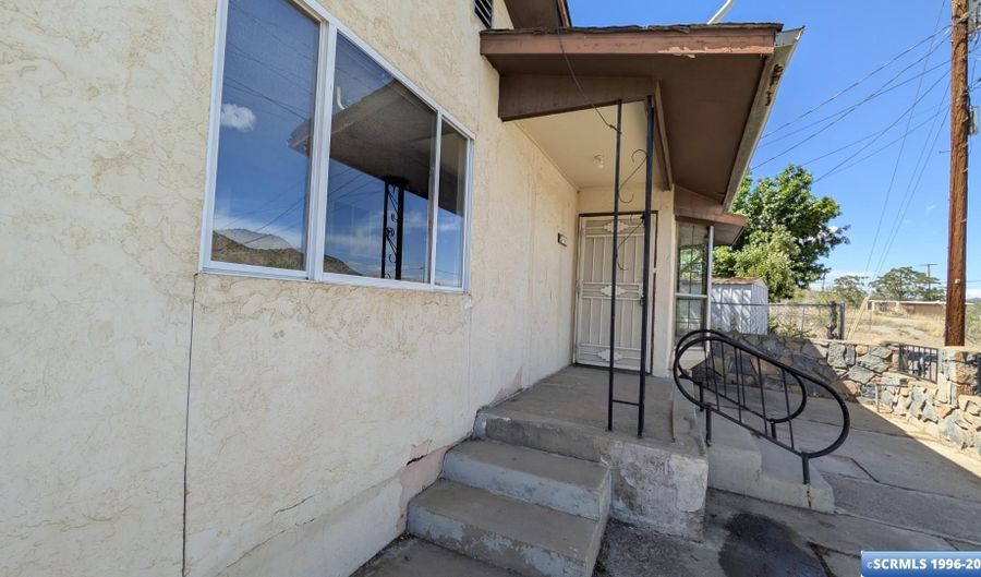 404 Diamond St, Bayard, NM 88023 - 2 Beds, 2 Bath