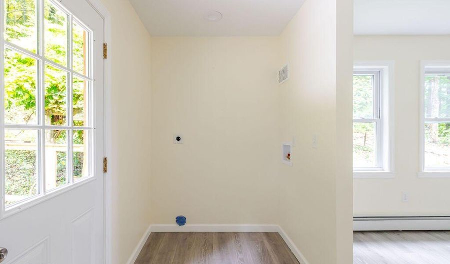 525 Winchell Mountain Rd, Ancram, NY 12502 - 3 Beds, 1 Bath