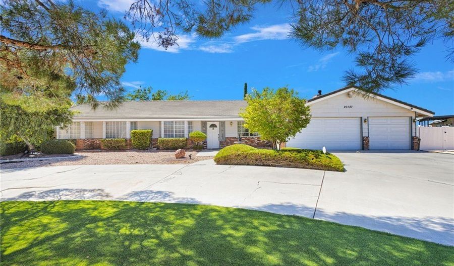 20187 ITASCA Rd, Apple Valley, CA 92308 - 4 Beds, 3 Bath