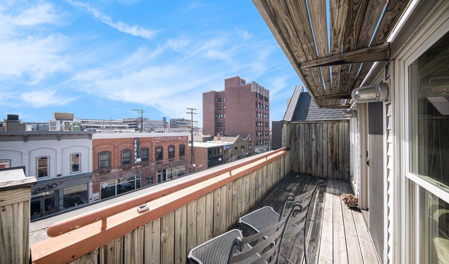 217 E Washington St, Ann Arbor, MI 48104 - 2 Beds, 1 Bath