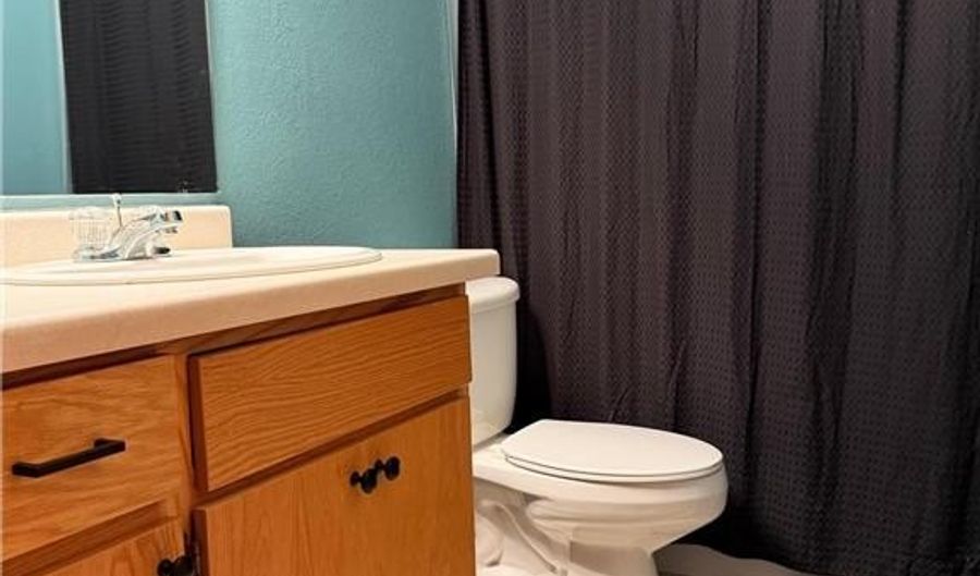 266 1st St SE, Avon, MN 56310 - 2 Beds, 2 Bath