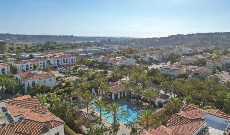 2543 Glasgow Dr, Carlsbad, CA 92010 - 6 Beds, 7 Bath