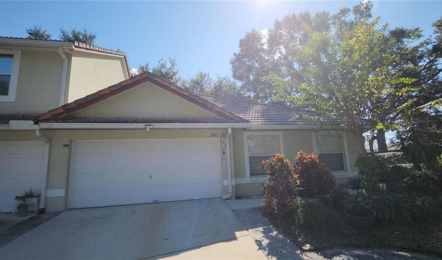 1292 N FAIRWAY Dr, Apopka, FL 32712 - 3 Beds, 2 Bath