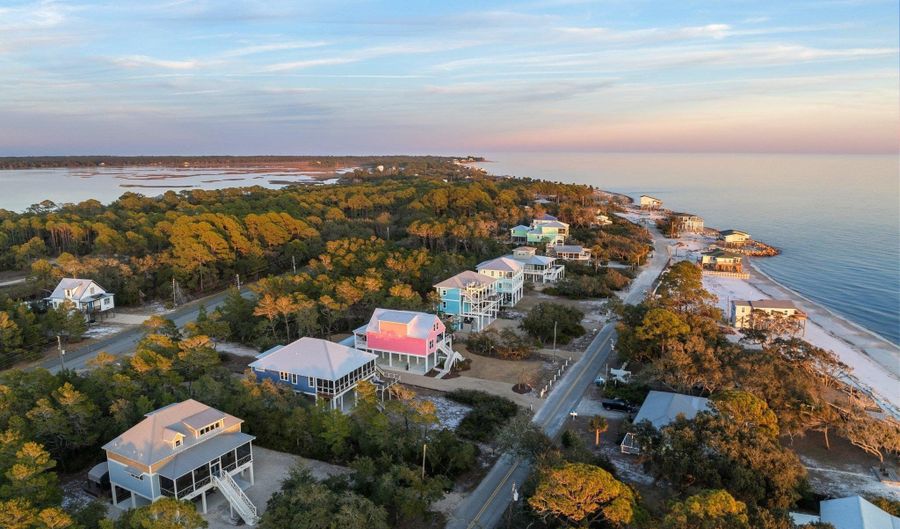 1372 Chip Morrison Dr, Alligator Point, FL 32346 - 4 Beds, 4 Bath
