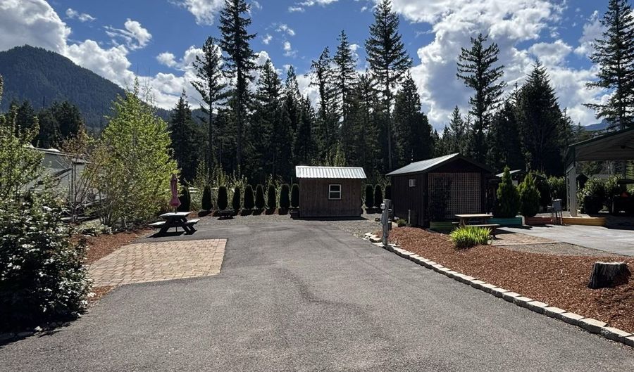 54432 MCKENZIE Hwy 40, Blue River, OR 97413 - 0 Beds, 0 Bath