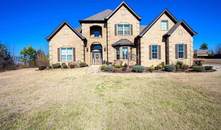 11187 Stonehill Dr, Alexander, AR 72002 - 5 Beds, 3 Bath