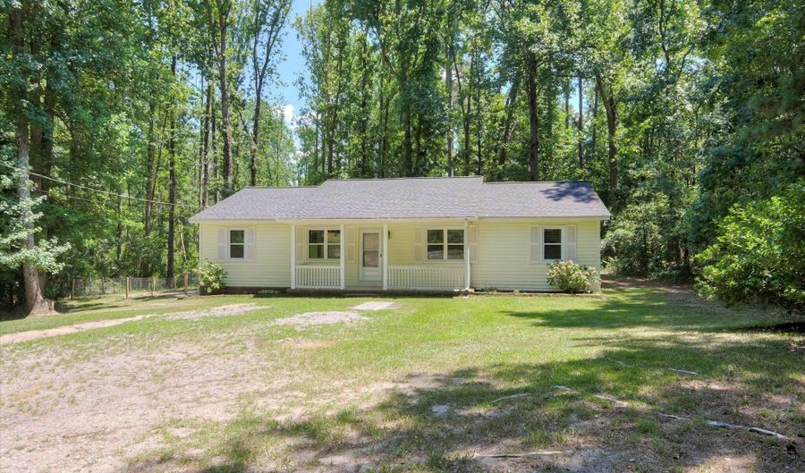 3941 Buck Rd, Augusta, GA 30909 - 3 Beds, 2 Bath