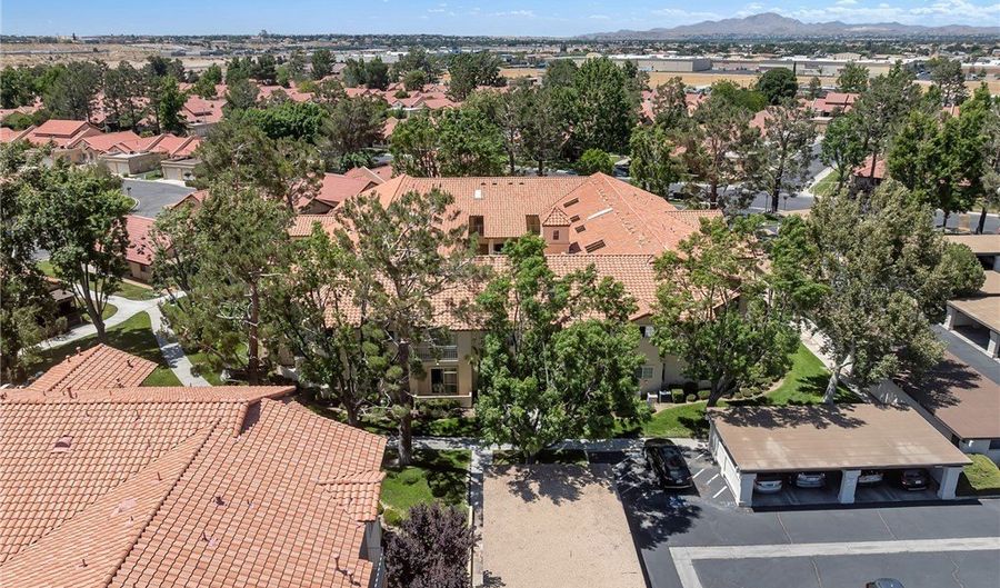 19119 Palo Verde Dr, Apple Valley, CA 92308 - 2 Beds, 2 Bath