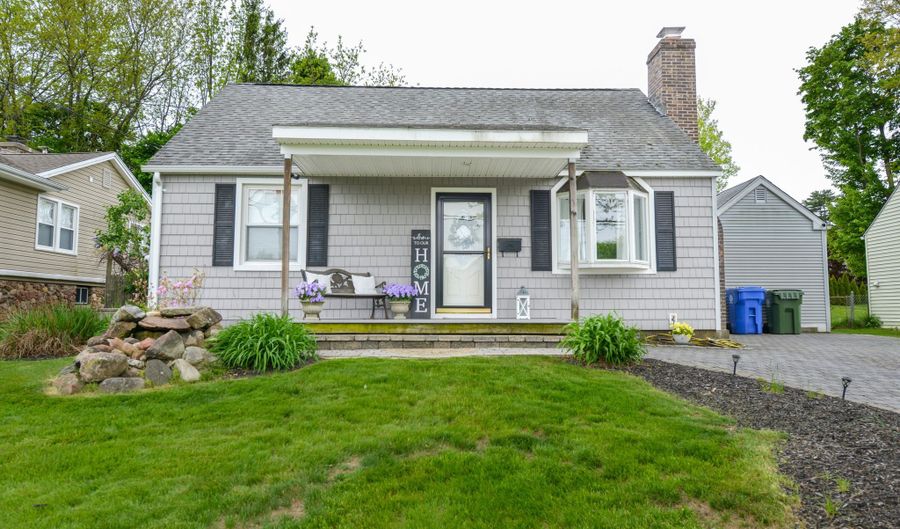 513 Stafford Ave, Bristol, CT 06010 - 4 Beds, 2 Bath