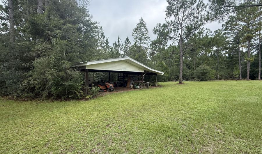 2887 Drury Ln, Alford, FL 32420 - 3 Beds, 2 Bath