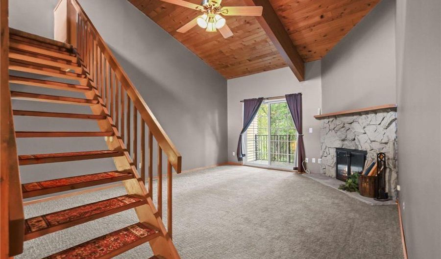 13724 Hemlock Ct, Apple Valley, MN 55124 - 3 Beds, 2 Bath